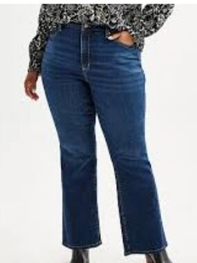 Sonoma Women's 16W Dark Blue Stretch Bootcut Jeans